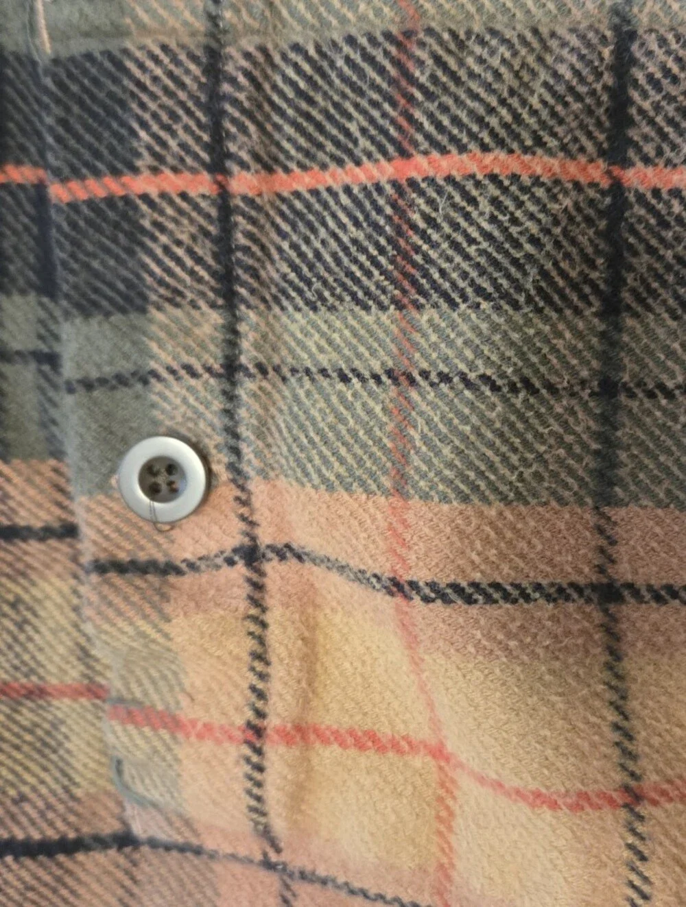 Vintage 90s Cabela's Logger Flannel Shacket Size Large Raw Hem Small Hole